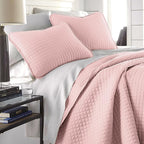 Southshore Fine Living, Inc. Pink Queen Quilt Bedding Set, Oversized Quilts Queen Size/Full, Pet Hair Resistant Bedding, Soft Cozy Bedspread, Full Size Coverlet with 2 Pillow Shams, Pastel Pink