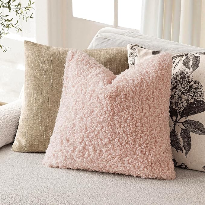 Foindtower 2 Pieces 22x22 Inch Light Pink, Faux Fur Throw Pillow Cover Accent Sherpa Furry Pillow Covers Fuzzy Soft Pillowcases Cozy Sheepskin Decorative Fleece Cushion Case for Bed Couch Living Room