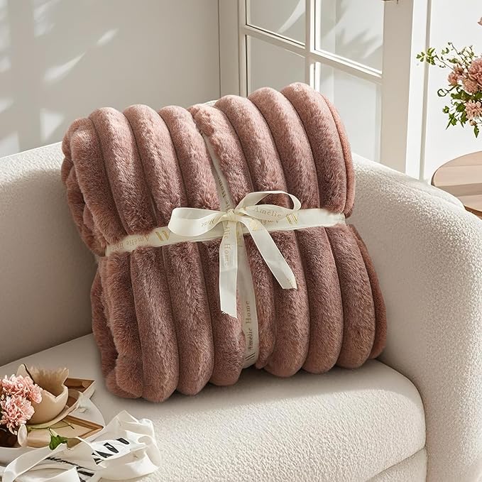 Amélie Home Faux Fur Throw Blanket for Couch, Ultra Cozy Fuzzy Fluffy Fur Luxurious Soft Striped Plush Gift Blankets for Family Sofa Chair Bed Living Room Bedroom, 55"x70", Ionic Fox Brown