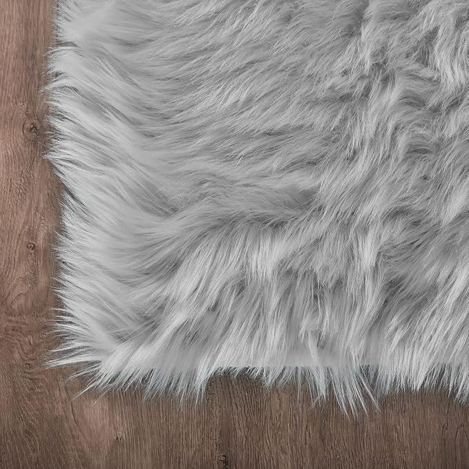 Latepis 5x8 Gray Area Faux Fur Rug for Living Room Sofa Floor Washable Fluffy Rugs Fuzzy Rugs for Bedroom Dorm Luxury Home Decor