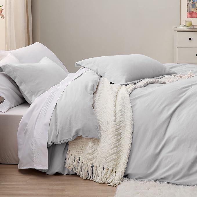Bedsure Light Grey Duvet Cover Queen Size - 3 Pieces Prewashed Cotton-Like Extra Soft Bedding Set, Includes 1 Duvet Cover 90x90 Inches with Zipper Closure & 2 Pillow Shams, Comforter Not Included