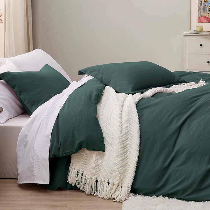 Bedsure Forest Green Duvet Cover Twin/Twin XL Size - 2 Pieces Prewashed Cotton-Like Extra Soft Bedding Set, Includes 1 Twin Duvet Cover 68x90 Inches with Zipper Closure & 1 Pillow Sham, No Comforter