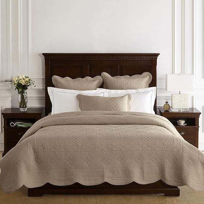 Calla Angel Sage Garden Luxury Pure Cotton Matelasse Quilt Queen, Coffee