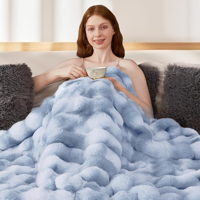 Touchat Luxury 1000GSM Faux Rabbit Fur Throw Blanket, Super Heavy Warm Cozy Grey Blankets for Couch Bed Sofa, Ruched Plush Fuzzy Elegant Soft Reversible Mink Blanket for Living Room Bedroom