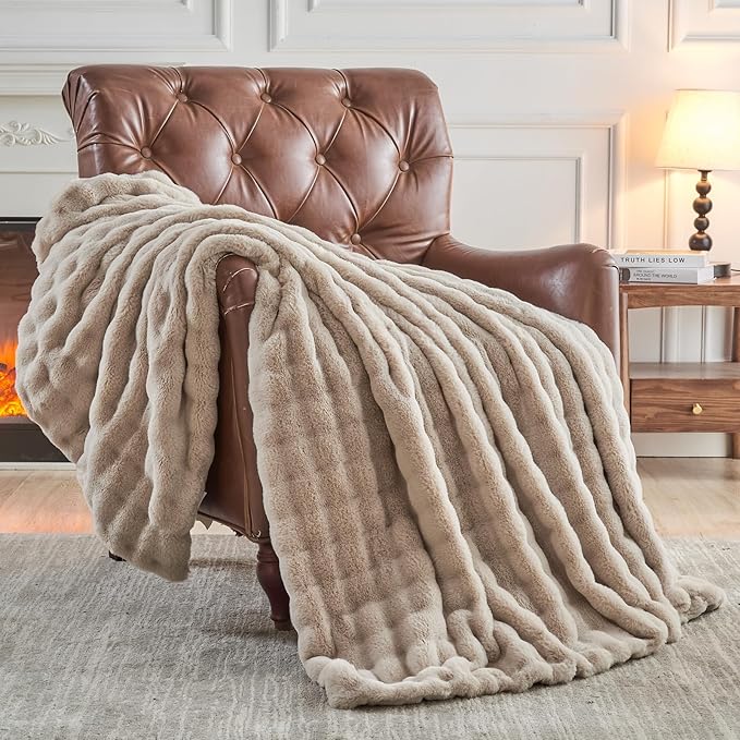 NEWCOSPLAY Faux Fur Twin Blanket Linen Bubble Blanket Thick Warm Soft for Couch Sofa Bed 550GSM (Linen, Twin(60"x80"))