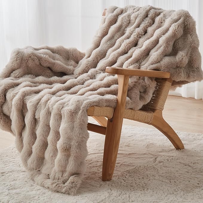Lotus Karen Faux Fur Throw Blanket Linen - 800 GSM Bubble Rabbit Fluff Blanket for Couch Bed Sofa,Softest Fluffy Fuzzy Cozy Blanket,Thick Furry Plush Shaggy Warm Blankets for Women,50x60 Inches