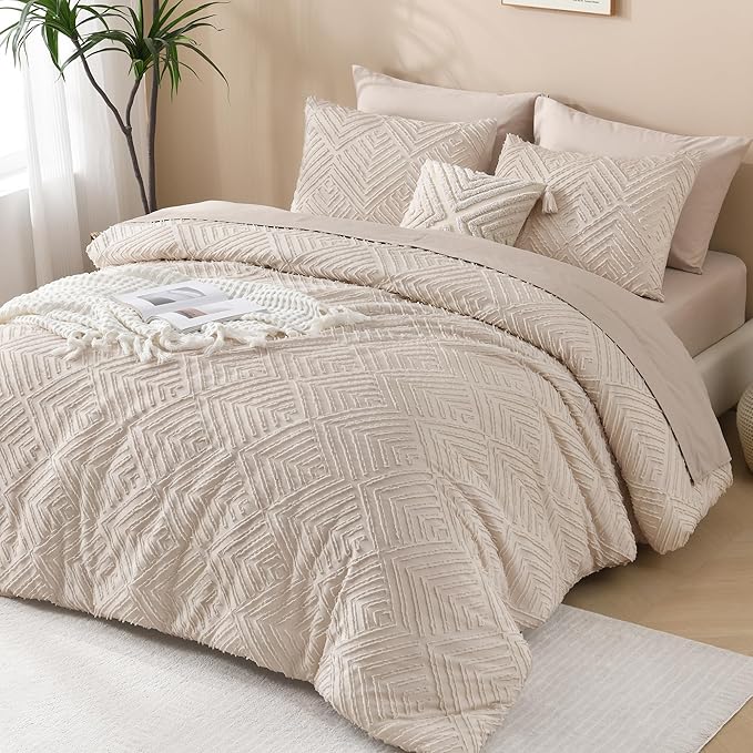 Andency Khaki Queen Comforter Set, 3 Pieces Lightweight Fluffy Boho Bedding Comforter Set, Tufted Farmhouse Shabby Chic Bed Set for All Seasons (1 Comforter 90x90In, 2 Pillowcases)