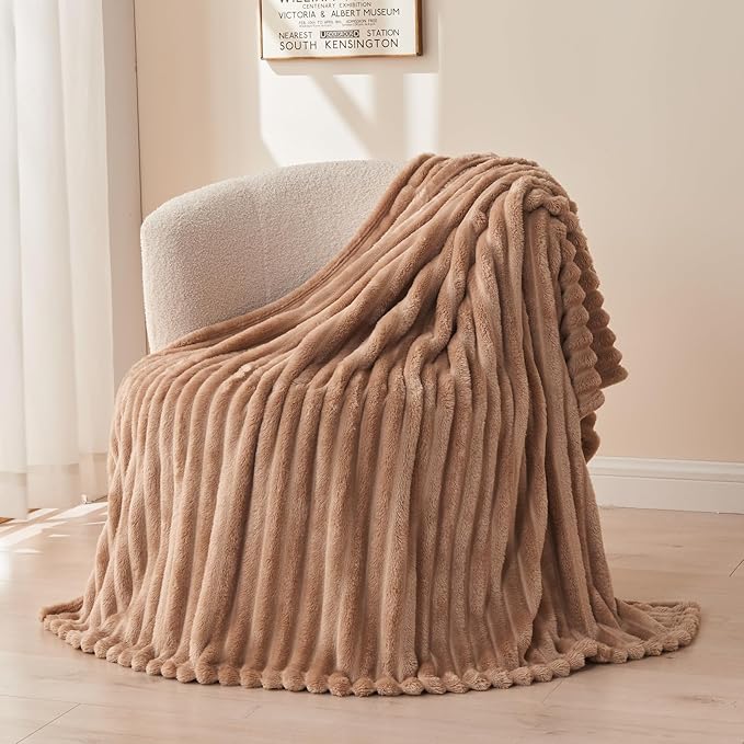 NEWCOSPLAY Super Soft Throw Blanket Taupe Premium Silky Flannel Fleece 3D Ribbed Jacquard Lightweight Bed Blanket All Season Use (Taupe Ribbed, Throw(40"x50"))