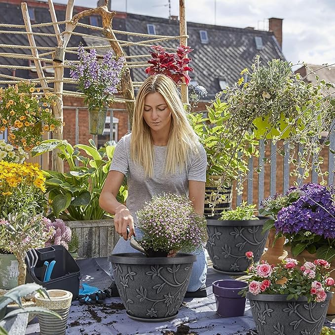 4 Pack 10 Inch Plant Pot for Outdoor Indoor, Plastic Flower Pots with Drainage Hole & Saucer, Lightweight Small Resin Flower Pot, Imitation Magnolia Planter Pots for Garden House（Gray）