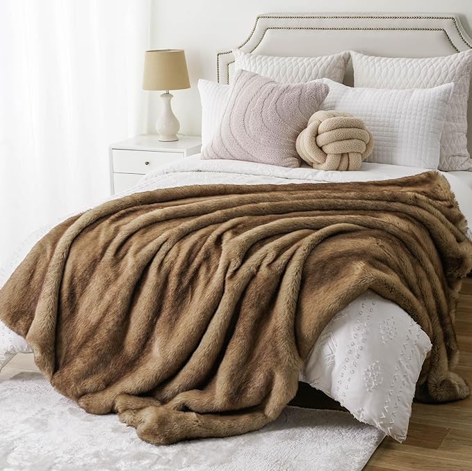 BATTILO HOME Luxury Camel Faux Fur Throw Blanket, Soft Cozy Warm Mink Fur Blanket for Bed, Home Decor, Large Striped Fur Blankets and Throws Faux, 60"x80"