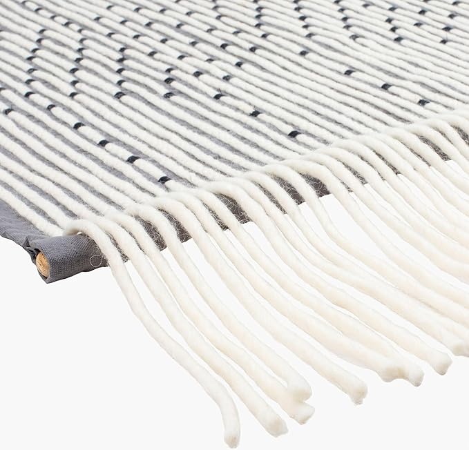 Mark&Day Wall Art, Schlublberg Modern Farmhouse Medium Gray Macrame Tapestry Wall Hanging for Living Room, Bedroom, Office or Kitchen (36"H x 24"W)