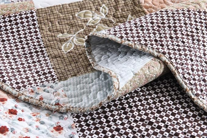 Travan 3-Piece Queen Quilt Set Quilted Bedspread Lightweight Reversible Coverlet Set Floral Printed Quilted Bedding Set with Shams for All Season, Brown Floral, Queen Size