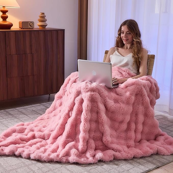 Lotus Karen Faux Fur Throw Blanket Pink - Big Bubble Rabbit Fluff Blanket for Couch, Sall Fluffy Fuzzy Cozy Blanket,Thick Furry Plush Shaggy Blankets,60x80 Inches