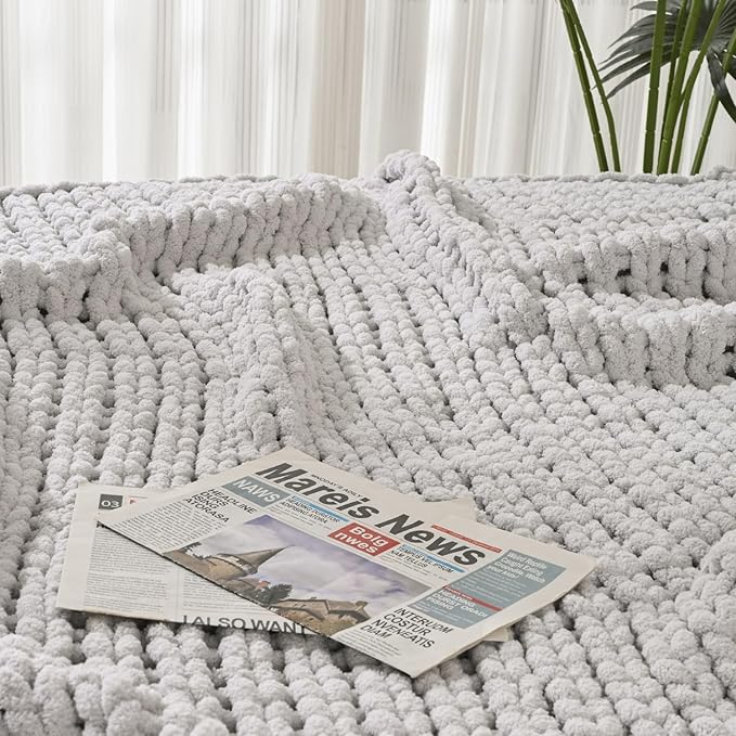 Esterra Chunky Knit Blanket Throw 50"x60", 100% Hand Knitted Chenille Throw Blanket, Cozy Soft Thick Cable Knit Throw Large Rope Knot Crochet Throw Blanket for Sofa Couch Bed, Light Gray