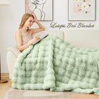 Latepis Soft Faux Fur Blanket Bubble Twin Size Comfy Blanket for Bed Fuzzy Cozy Thick Blankets for Couch Bedroom Furry Warm Blankets for All Seasons Luxury Bed Throw 60x80 Inch Sage Green, 860gsm