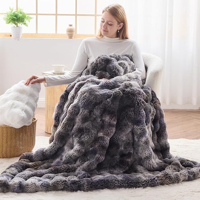 NEWCOSPLAY Faux Fur Throw Blanket Tie-dye Grey Luxury Fluffy Thick Warm Bubble Blanket for Couch Sofa Bed 700GSM (Tie-dye Grey, Throw(50"x60"))