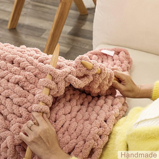 WESHIONGOO Chunky Knit Blanket Throw 50"×60" Knitted Throw Blankets for Couch Bed Fluffy Soft Blanket with Jumbo Chenille Yarn Thick 100% Handmade (Pink)