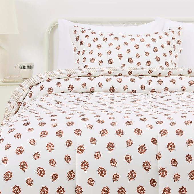 Amazon Basics Lightweight Microfiber Comforter Sets, 2-Pieces, Off White, Floral, Twin/Twin XL