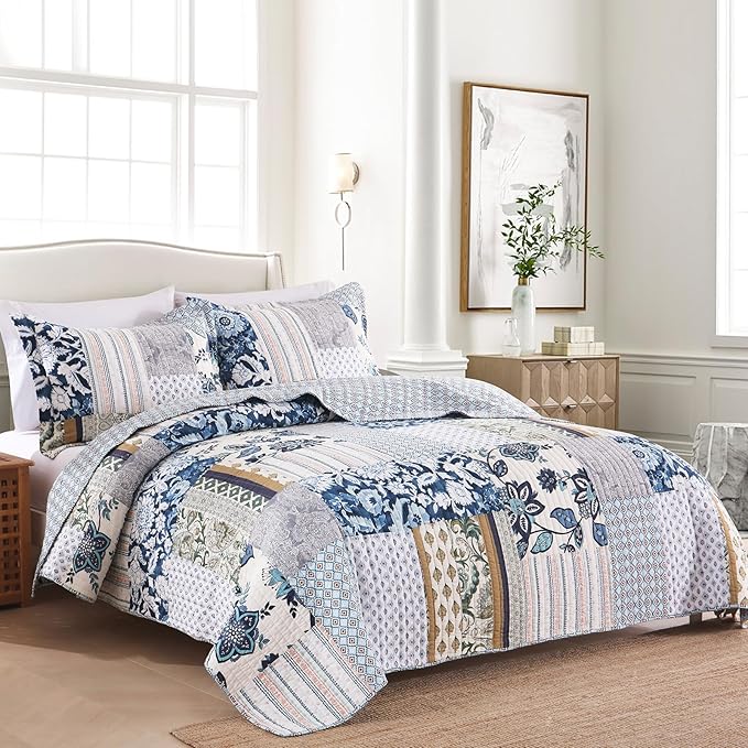 Yvooxny King Quilt Set Reversible Quilted Bedspread 3-Piece Lightweight Floral Real Patchwork Coverlet Bedding Set with Pillowcases for All Seasons, 108 * 96 Inches