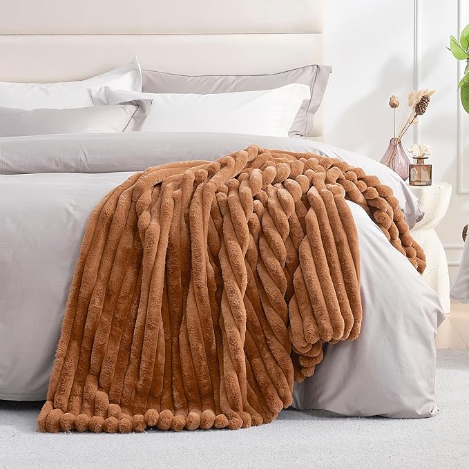 Amélie Home Faux Fur Throw Blanket for Couch, Cozy Fuzzy Fluffy Fur Luxurious Soft Striped Plush Gift Blankets for Family Sofa Chair Bed Living Room Bedroom, 55"x70", Brown