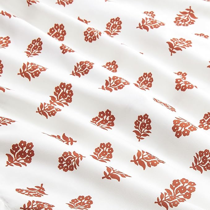 Amazon Basics Lightweight Microfiber Comforter Sets, 3-Pieces, Off White, Floral, Full/Queen