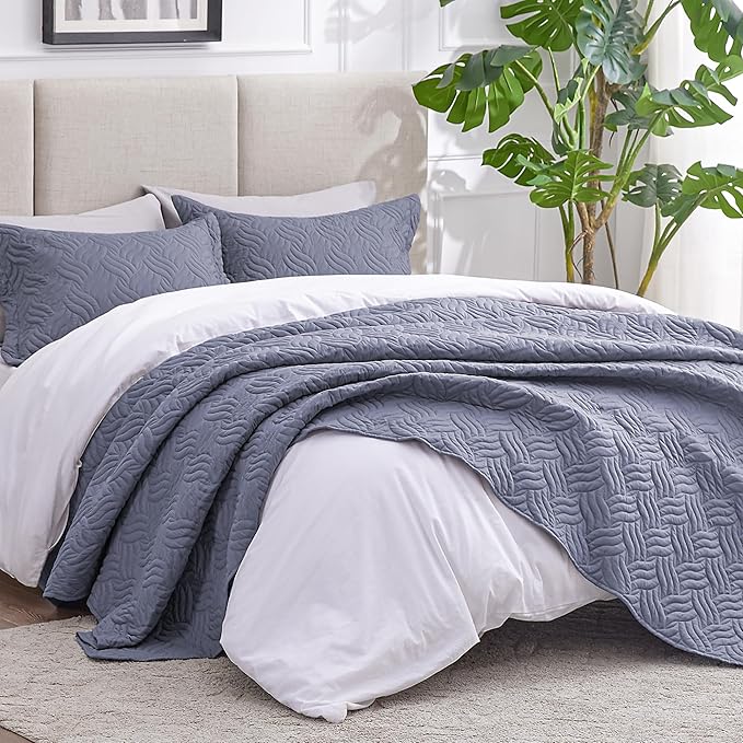 Love's cabin Quilts for Queen Bed Bluish Grey Bedspreads Bedding Set - Summer Lightweight Bedspread Comforter - Wave Pattern Bedding Coverlet for All Season - 3 Pieces (1 Quilt, 2 Pillow Shams)
