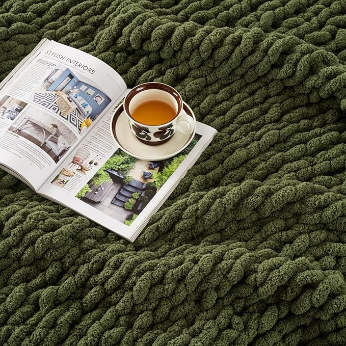 Ultra Soft Chunky Knit Blanket Throw -40x50 Hand Knitted Warm Chenille Throw Blanket, Home Decor Soft Thick Yarn Cable Knit Blanket Breathable Fleece Banket Christmas for Couch Bed Sofa Best GIF