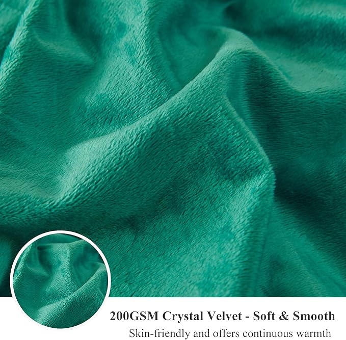 XeGe Luxury Fluffy Throw Blanket, Emerald Green Soft 50x60 Faux Fur Blanket Throw, Shaggy Plush Decorative Couch Blanket, Cute Furry Throw Fuzzy Blanket for Sofa Bed, Ombre Emerald Green