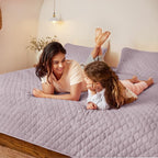 Exclusivo Mezcla Reversible Twin Quilt Bedding Set with Pillow Sham, Lightweight Quilts Twin Size, Soft Bedspreads Bed Coverlets for All Seasons - (Lilac Ash, 68"x88")