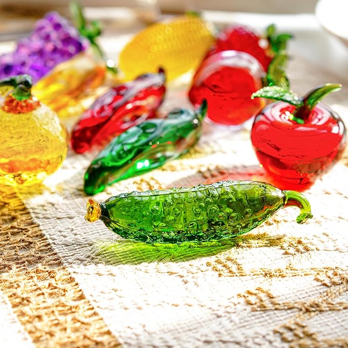 Handmade Crystal Cucumber Figurine Glass Cucumber Fruit Collectible Paperweight for Home, Kitchen, Desktop Decor
