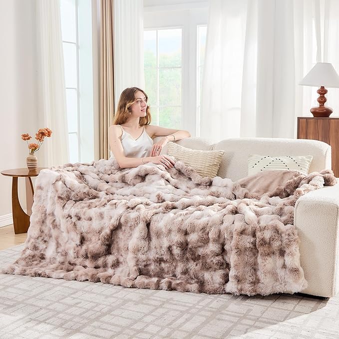 Lotus Karen Faux Fur Throw Blanket Tie-Dye Beige - Big Bubble Rabbit Fluff Blanket for Couch, Small Fluffy Fuzzy Cozy Blankets,Thick Furry Plush Shaggy Blankets,60x80 Inches