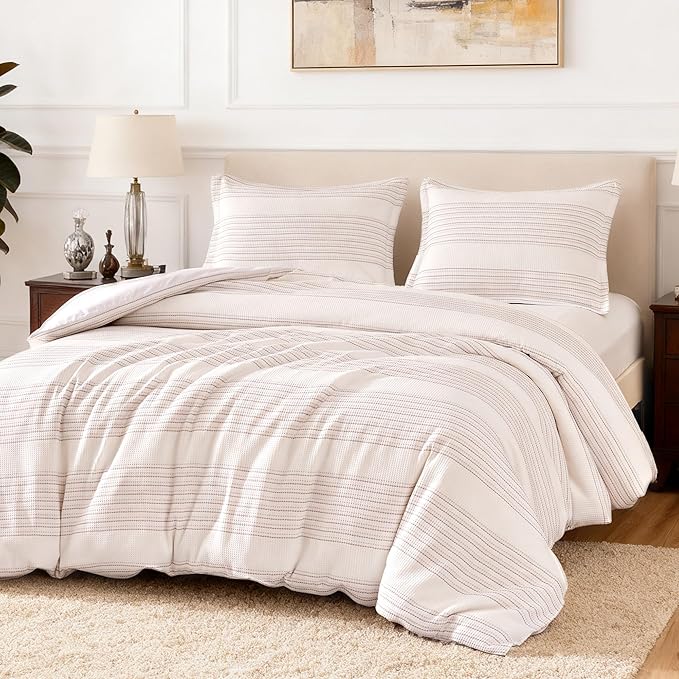 Amazon Basics Waffle Weave Microfiber 3-Piece Duvet Cover Set, Includes 1 Duvet Cover and 2 Pillow Shams, California King, Pink Striped