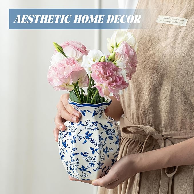 Small Blue and White Ceramic Vase, 6 Inch Vintage Chinoiserie Flower Vase Decorative Antique Vases for Home Decor, Rustic Porcelain Vase Farmhouse Shelf Table Centerpieces Decor