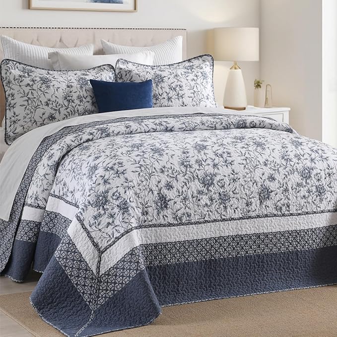 DDUOXIN Botanical Super Oversized King Bedspread - 128" W x120 L Extra Wide 100% Cotton California Quilt, Lightweight Reversible Oversize Bedspreads with 2 Pillow Shams, Blue/White