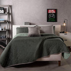 Vianney King Size Comforter Novo Olive Reversible Lightweight Blanket 110x93 Inches Soft Cozy Bedding with Triangular Quilt Pattern for All Seasons