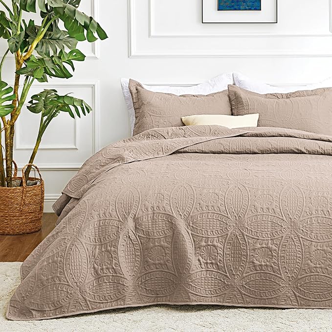 Love's cabin Twin Quilt Set Burlwood Bedspreads Bedding Set - Soft Bed Lightweight Bedspread Comforter - Modern Style Coin Pattern Coverlet for All Season - 2 Pieces (1 Quilt, 1 Pillow Sham)