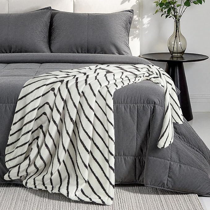 Lahome Boho Fleece Throw Blanket Black White Striped Fluffy Bed Throws Soft Cozy Warm Fuzzy Throw Blanket Reversible Blankets for Couch Sofa, Off White 50''x60''