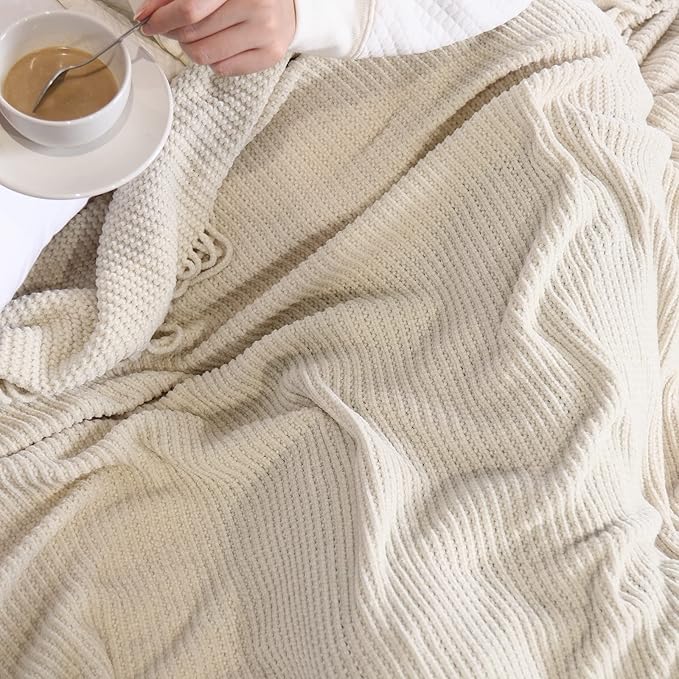 lifein Throw Blanket for Couch, Soft Boho Decor Bed Throw,Cozy White Chenille Knitted Small Farmhouse Lightweight Throw for Spring(White/Cream,50 * 60")