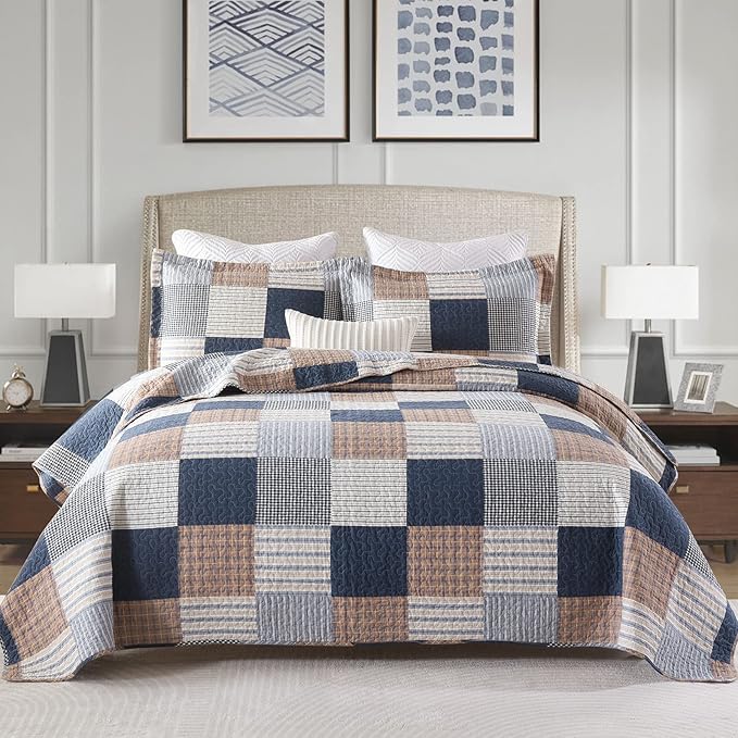 PANGUSHAN 100% Cotton Quilt Set King Size, Patchwork Plaid King Quilt Bedding Set Bedspreads, Farmhouse Lightweight Comforter Reversible Quilt, Navy/Brown/White Bed Spread for King Bed, 3 Pieces