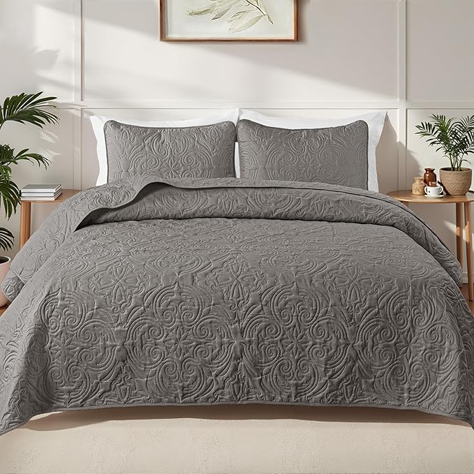 Exclusivo Mezcla Twin Quilt Bedding Set with 1 Pillow Sham, Lightweight Grey Twin Size Quilt Bedspread with Vintage Damask Pattern, Soft Bedspreads Coverlets for All Seasons