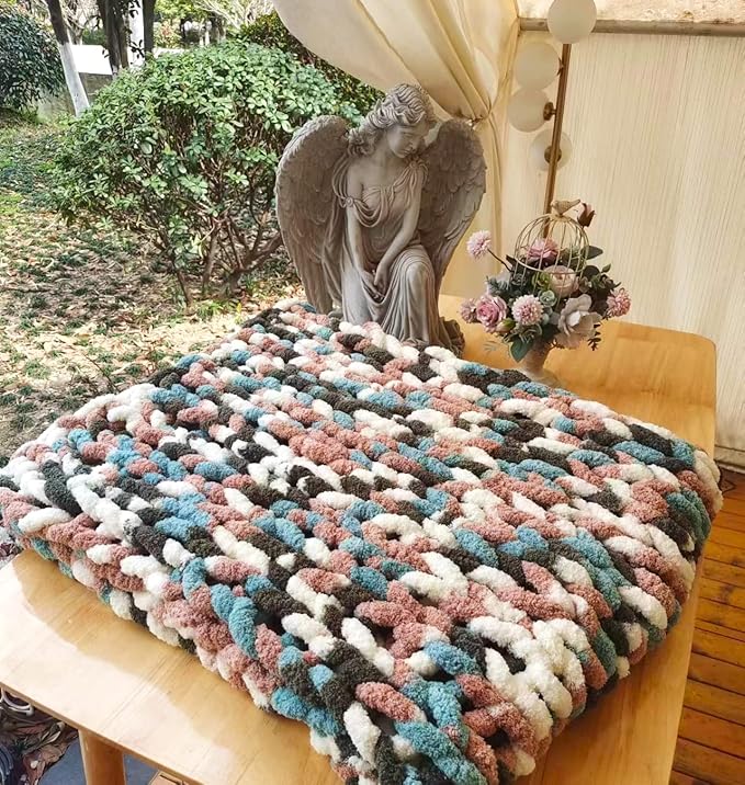 DDL&HEXI Chunky Chenille Blanket 100% Hand Knit with Jumbo Chenille Yarn (50"x60") Super Soft Large Throw Bed Blanket for Couch, Sofa, Home Decor - Machine Washable (02)