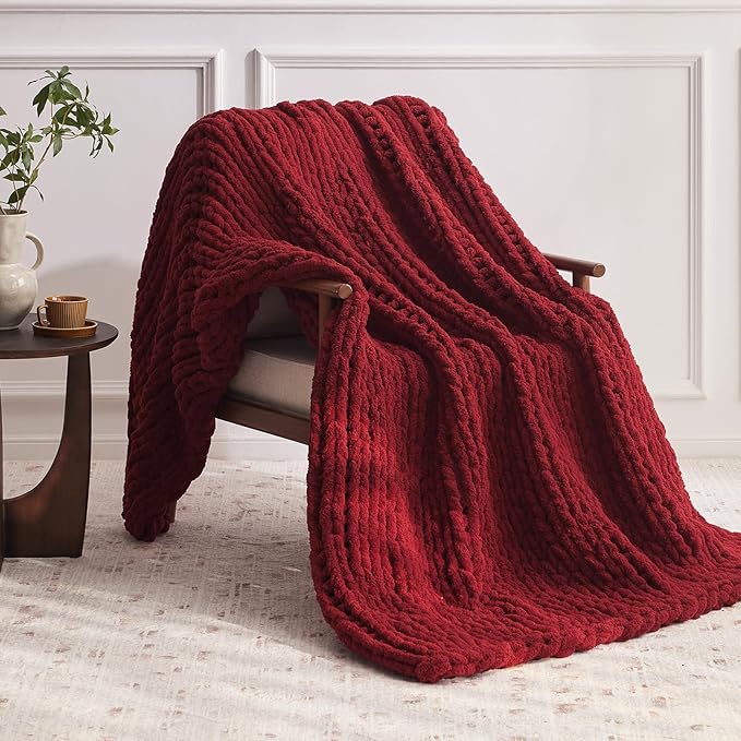 Chunky Knit Throw Blanket, 30''*40'' Knitted Throw Chenille Yarn for Bed Couch, Handmade Red Crochet Big Thick Blanket, Machine Washable Cute Comfy Blanket for Home Decor