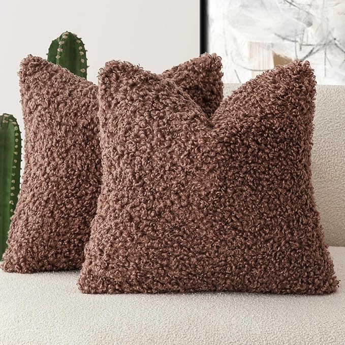 Foindtower 2 Pieces 24x24 Inch Red Brown, Faux Fur Throw Pillow Cover Accent Sherpa Furry Pillow Covers Fuzzy Soft Pillowcases Cozy Sheepskin Decorative Fleece Cushion Case for Bed Couch Living Room