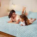 Exclusivo Mezcla Reversible California King Size Quilt Bedding Set with Pillow Shams, Lightweight Quilts Cal King Size, Soft Bedspreads Bed Coverlets for All Seasons - (Light Blue, 112"x104")