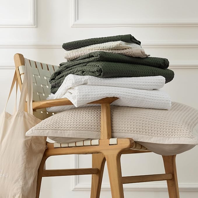 Bedsure Cotton Duvet Cover Set - 100% Cotton Waffle Weave Olive Green Duvet Cover Oversized Queen Size, GentleSoft™ and Breathable Bedding Set for All Season, 3 Pieces, 98"x98"