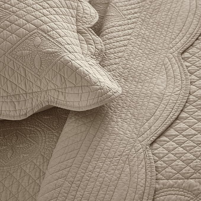 Calla Angel Sage Garden Luxury Pure Cotton Matelasse Quilt Queen, Coffee