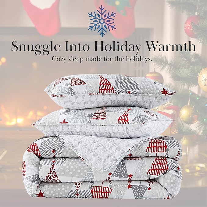 Southshore Fine Living, Inc. King/California King Quilt Set with 2 Pillow Shams, Reversible Coverlet, Cute Christmas Tree Design - Red, White & Silver