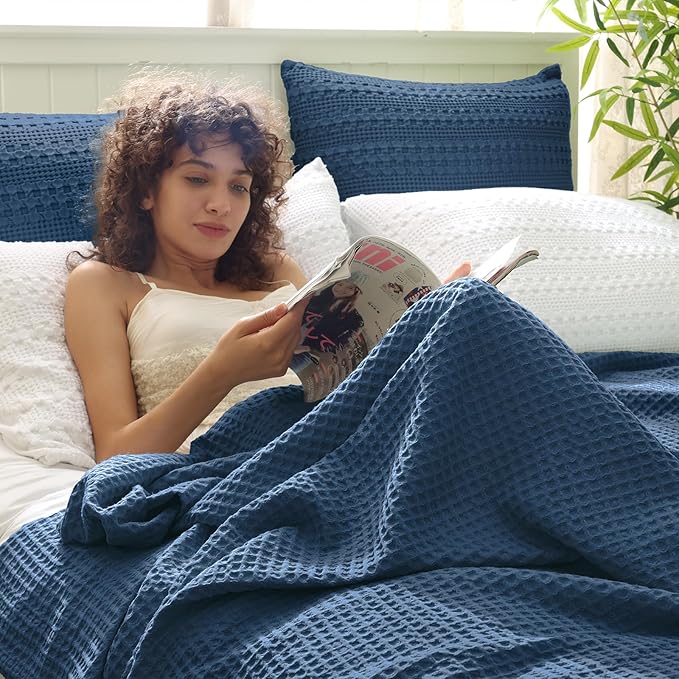 PHF Ultra Soft Waffle Weave Blanket King Size 104"x 90"- Washed Lightweight Breathablee Cozy Woven Blanket - Great for Couch Bed Sofa Home Car - Navy Blue