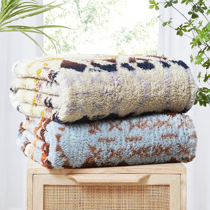 CASAAGUSTO Boho Sherpa Blanket,Teal Aztec Twin Blanket, Ultra Soft, Warm, Cozy, Plush, Thick Fleece Western Blanket for Couch, Bed, Sofa (Khaki 60 * 80 Inch)
