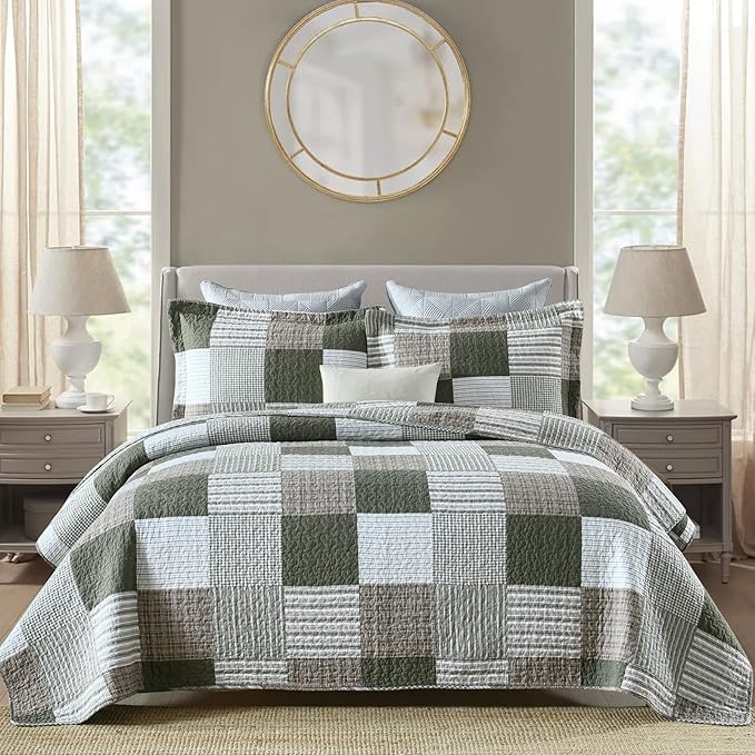 PANGUSHAN 100% Cotton Quilt Set Queen Size, Patchwork Plaid Queen Quilt Bedding Set Bedspreads, Farmhouse Lightweight Comforter Reversible Quilt, Green/Moonbeam Bed Spread for Queen Bed, 3 Pieces